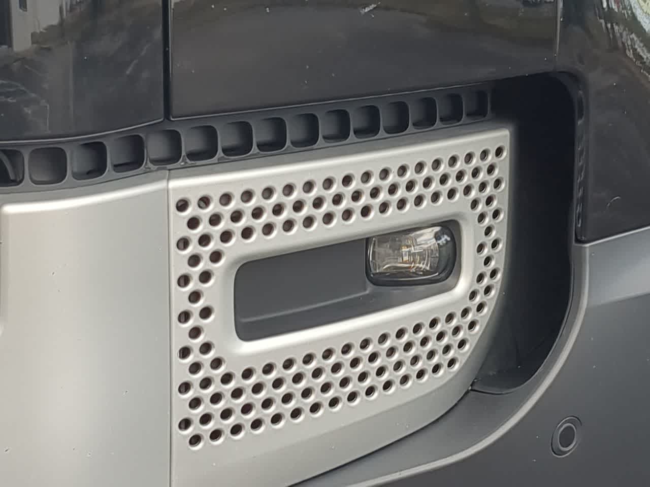 Thumbnail: 2025 Land Rover Defender - 11