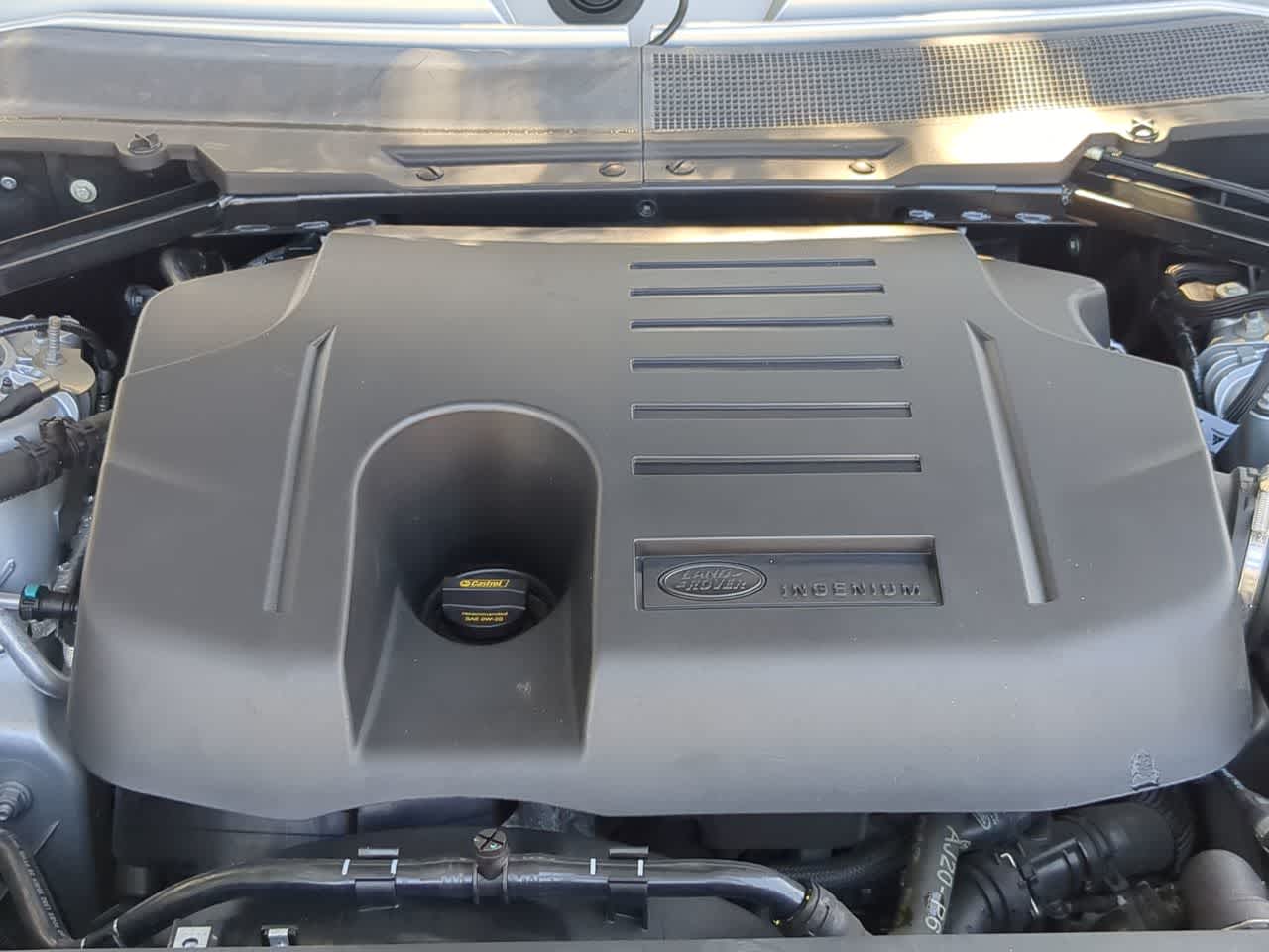 Thumbnail: 2022 Land Rover Defender - 15