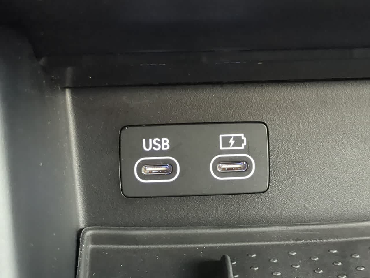 Thumbnail: 2025 Genesis GV80 - 31