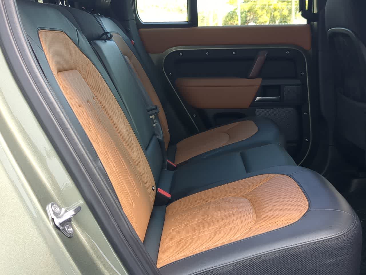 Thumbnail: 2024 Land Rover Defender - 20