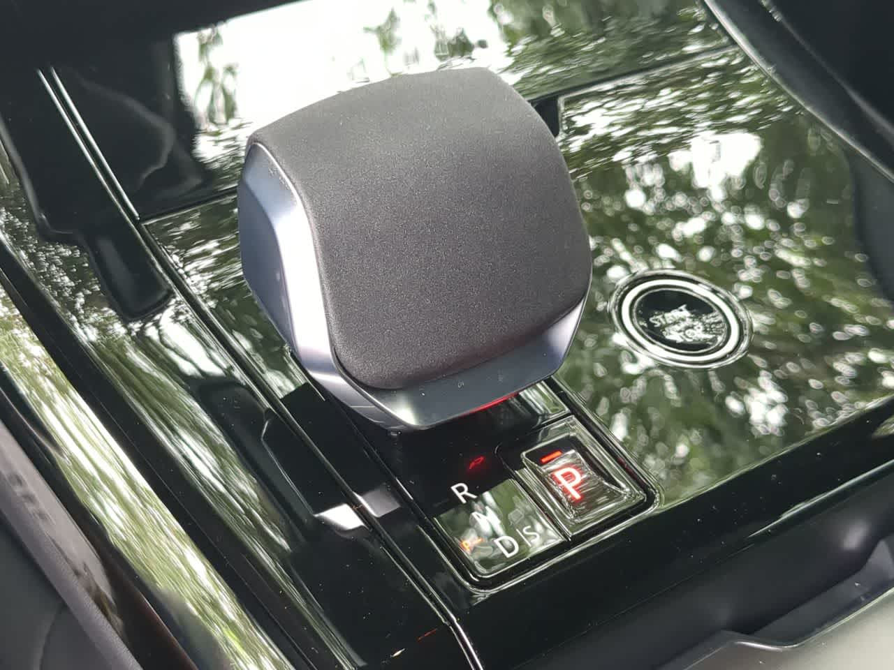 Thumbnail: 2026 Land Rover Range Rover Sport - 35