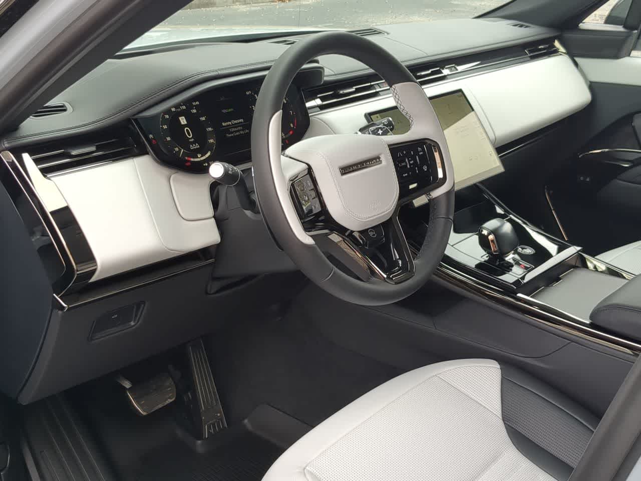 Thumbnail: 2026 Land Rover Range Rover Sport - 10