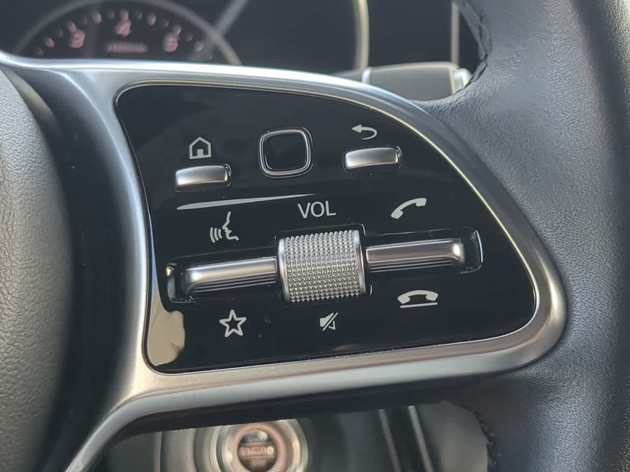 Thumbnail: 2020 Mercedes-Benz GLC - 26