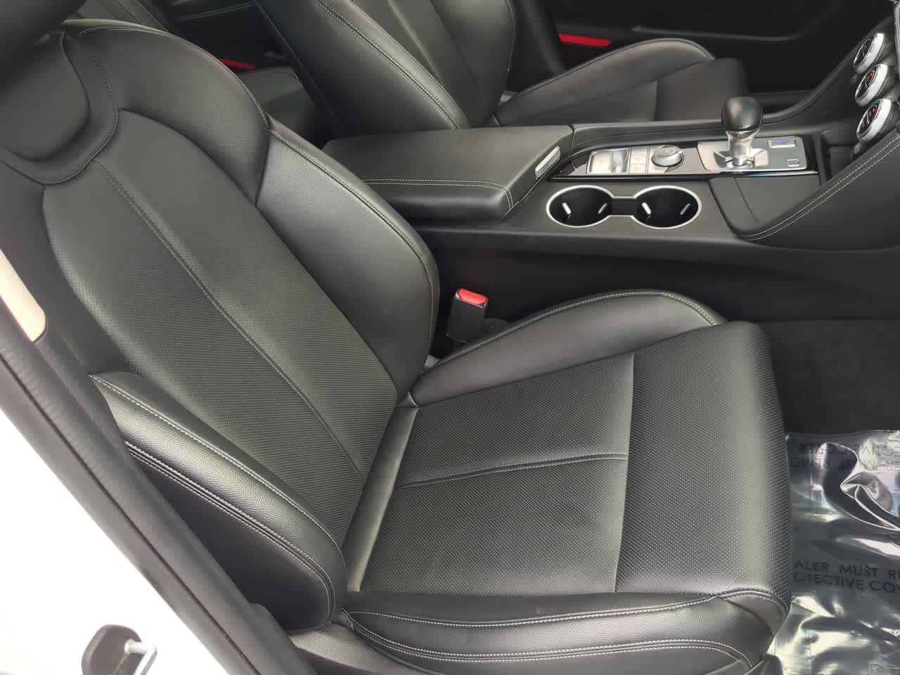 Thumbnail: 2022 Genesis G70 - 21