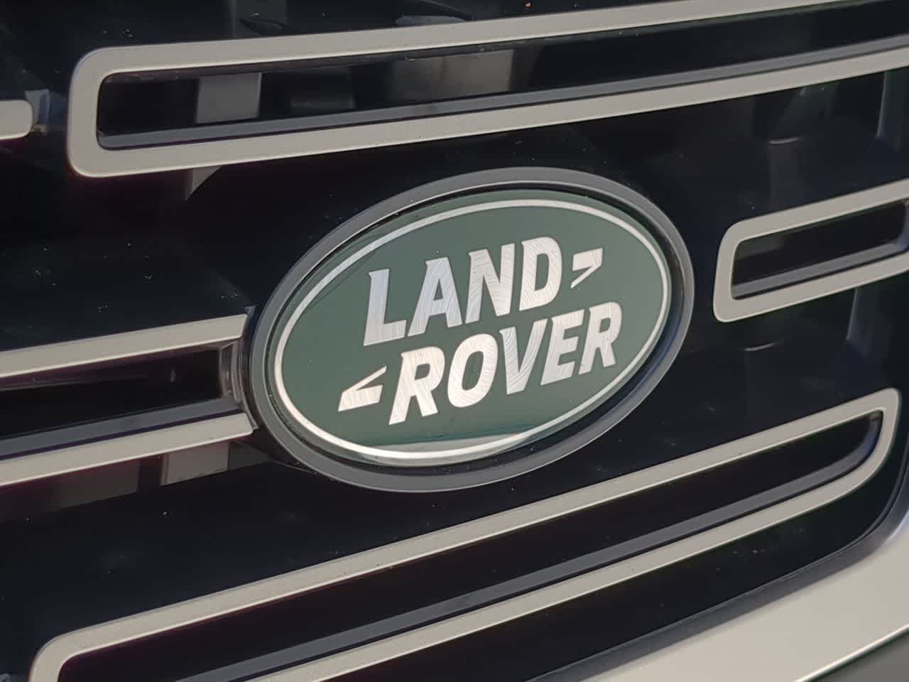 Thumbnail: 2025 Land Rover Range Rover - 12