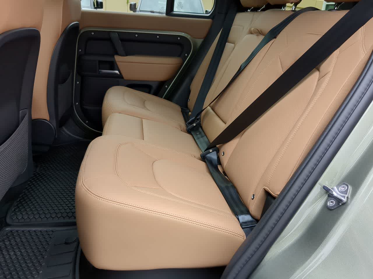 Thumbnail: 2025 Land Rover Defender - 21