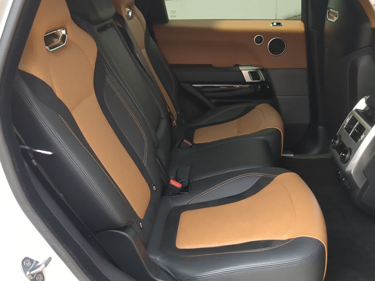 Thumbnail: 2021 Land Rover Range Rover Sport - 21