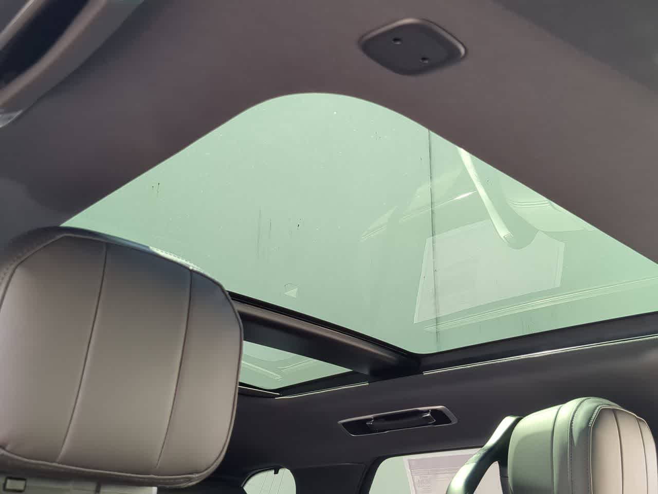 Thumbnail: 2026 Land Rover Range Rover Sport - 20