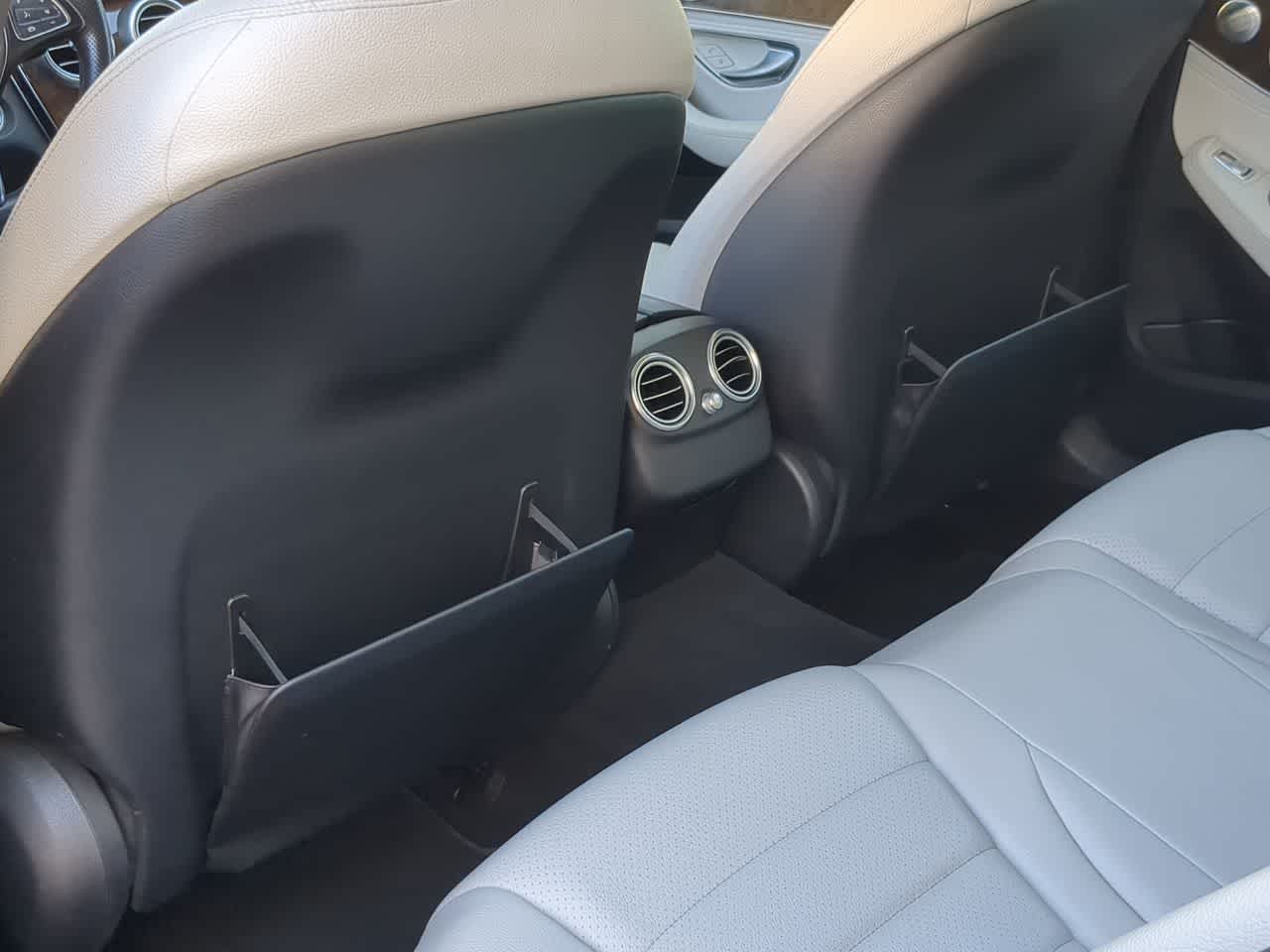 Thumbnail: 2015 Mercedes-Benz C-Class - 18