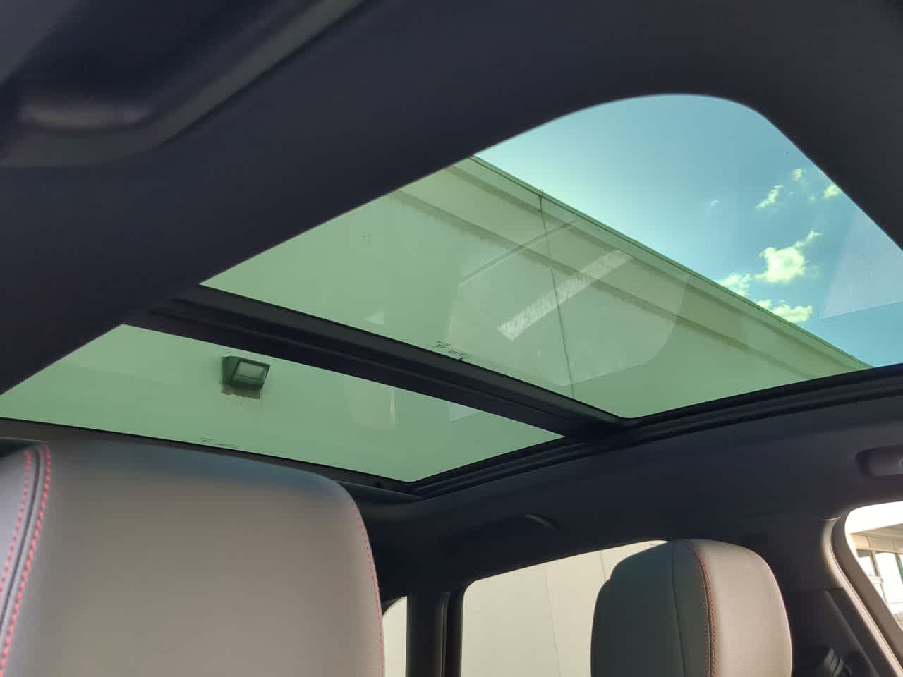 Thumbnail: 2025 Audi Q3 - 19