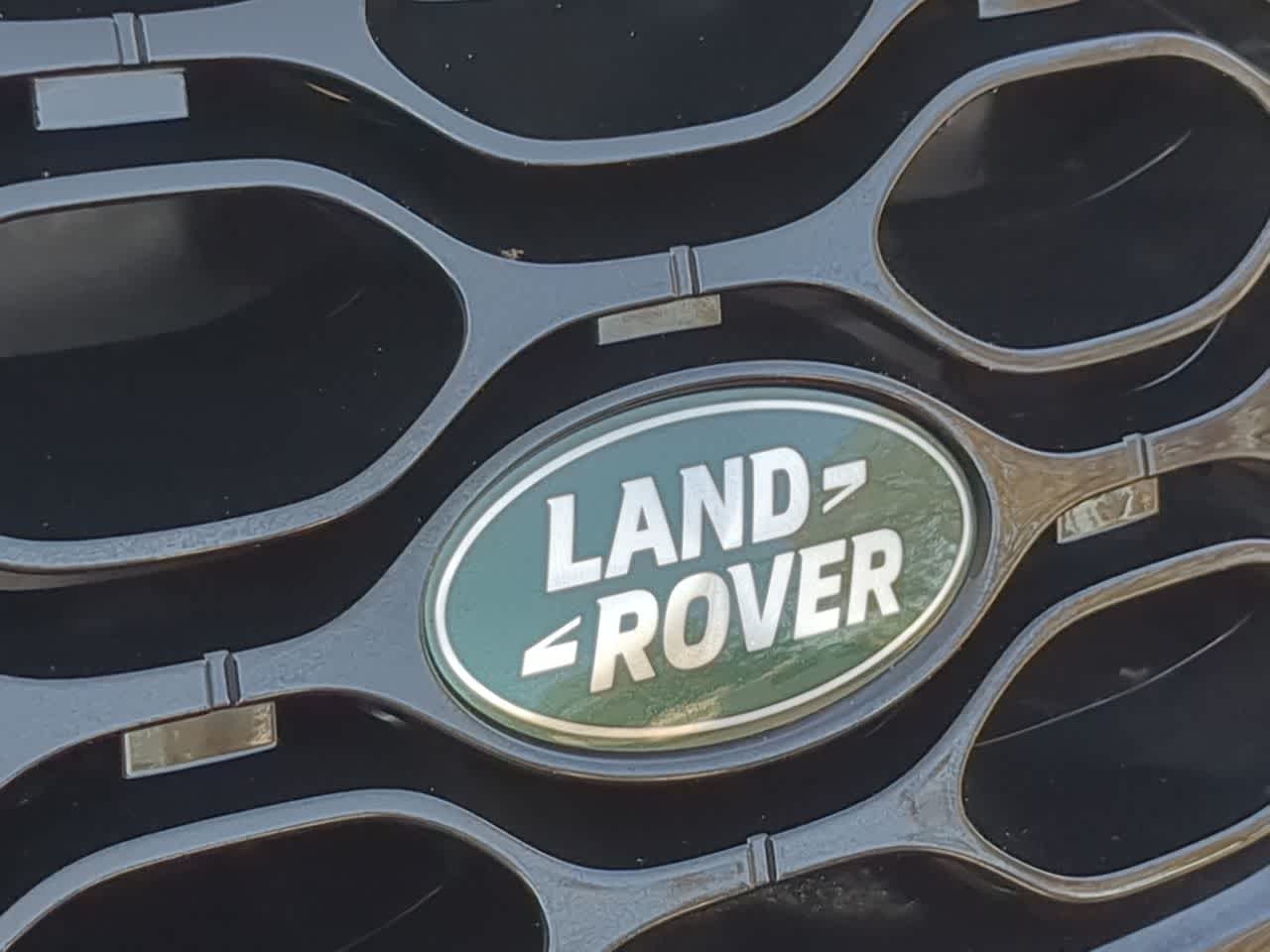 Thumbnail: 2025 Land Rover Discovery Sport - 12