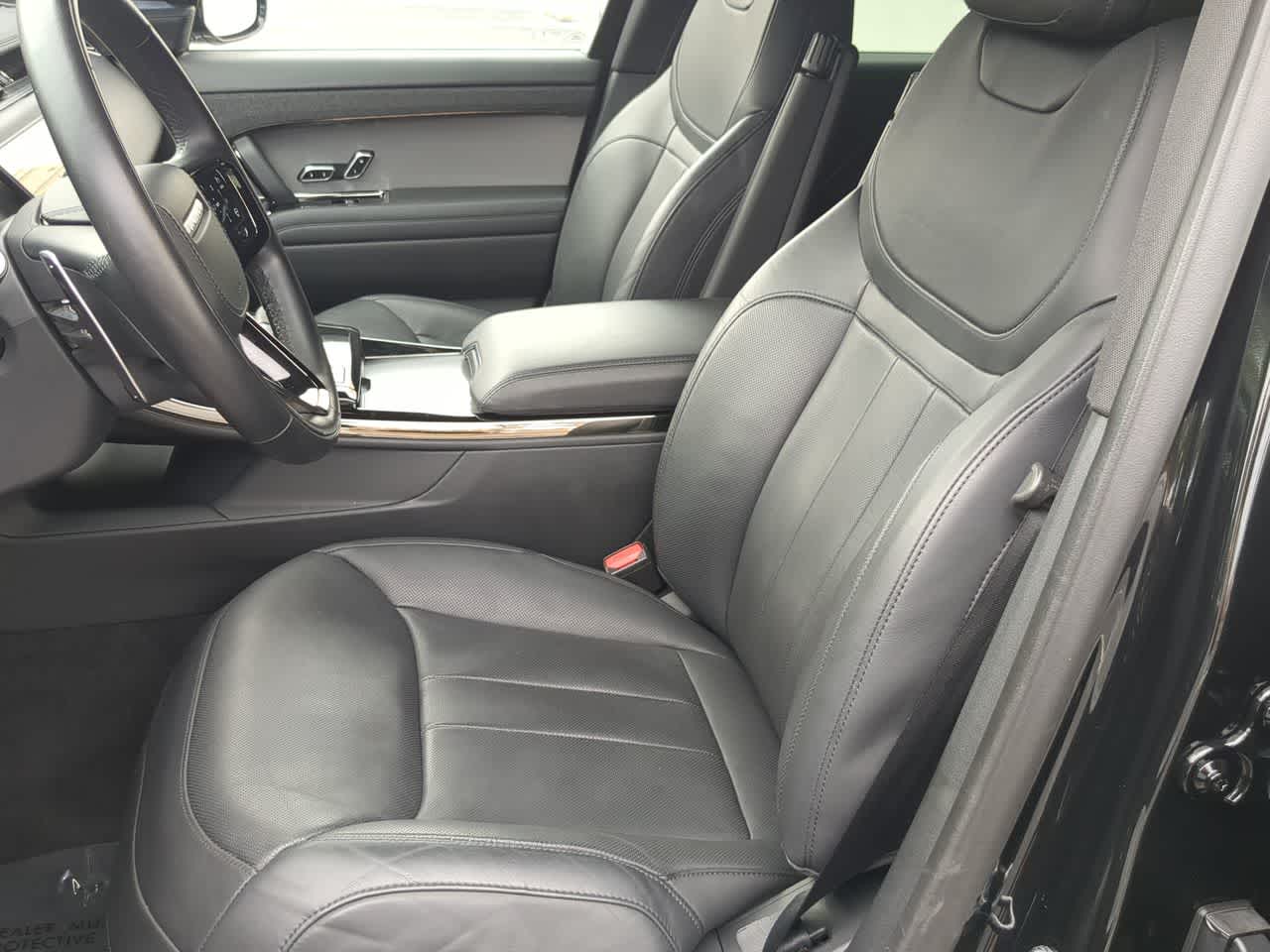 Thumbnail: 2024 Land Rover Range Rover Sport - 16