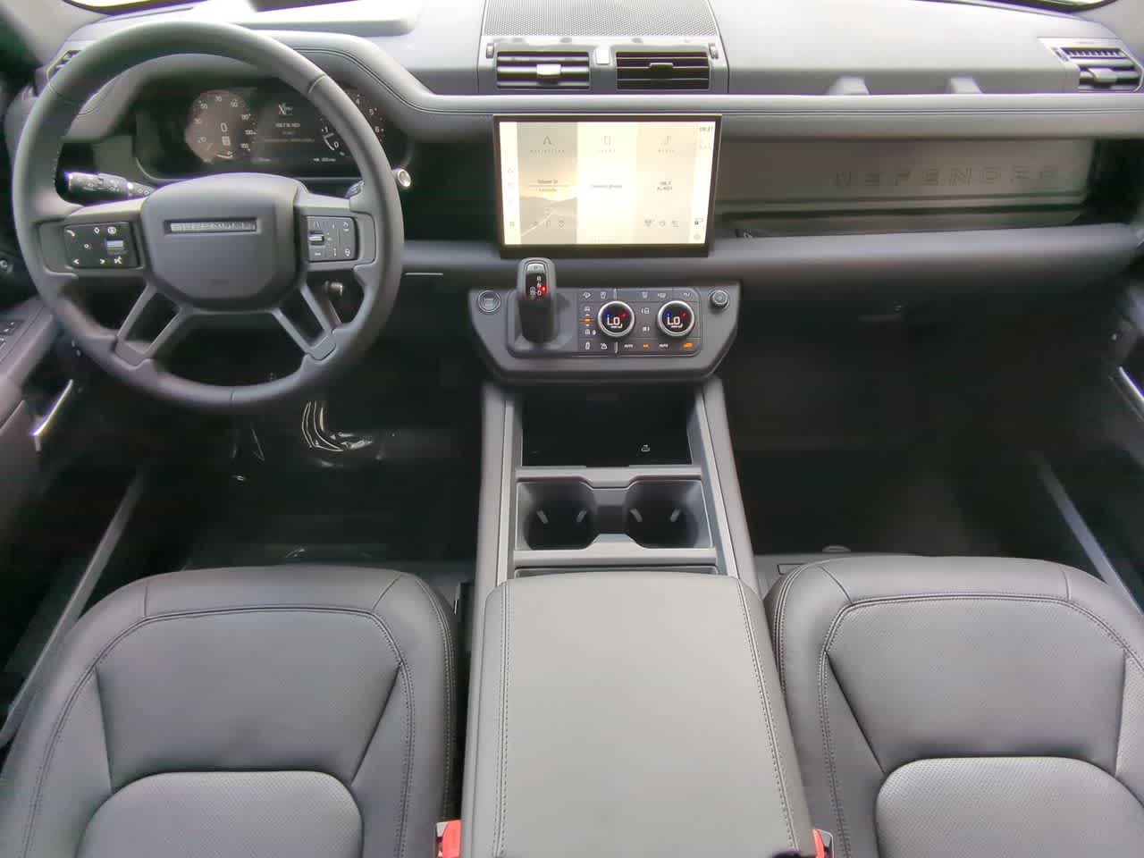 2025 Land Rover Defender 110 15