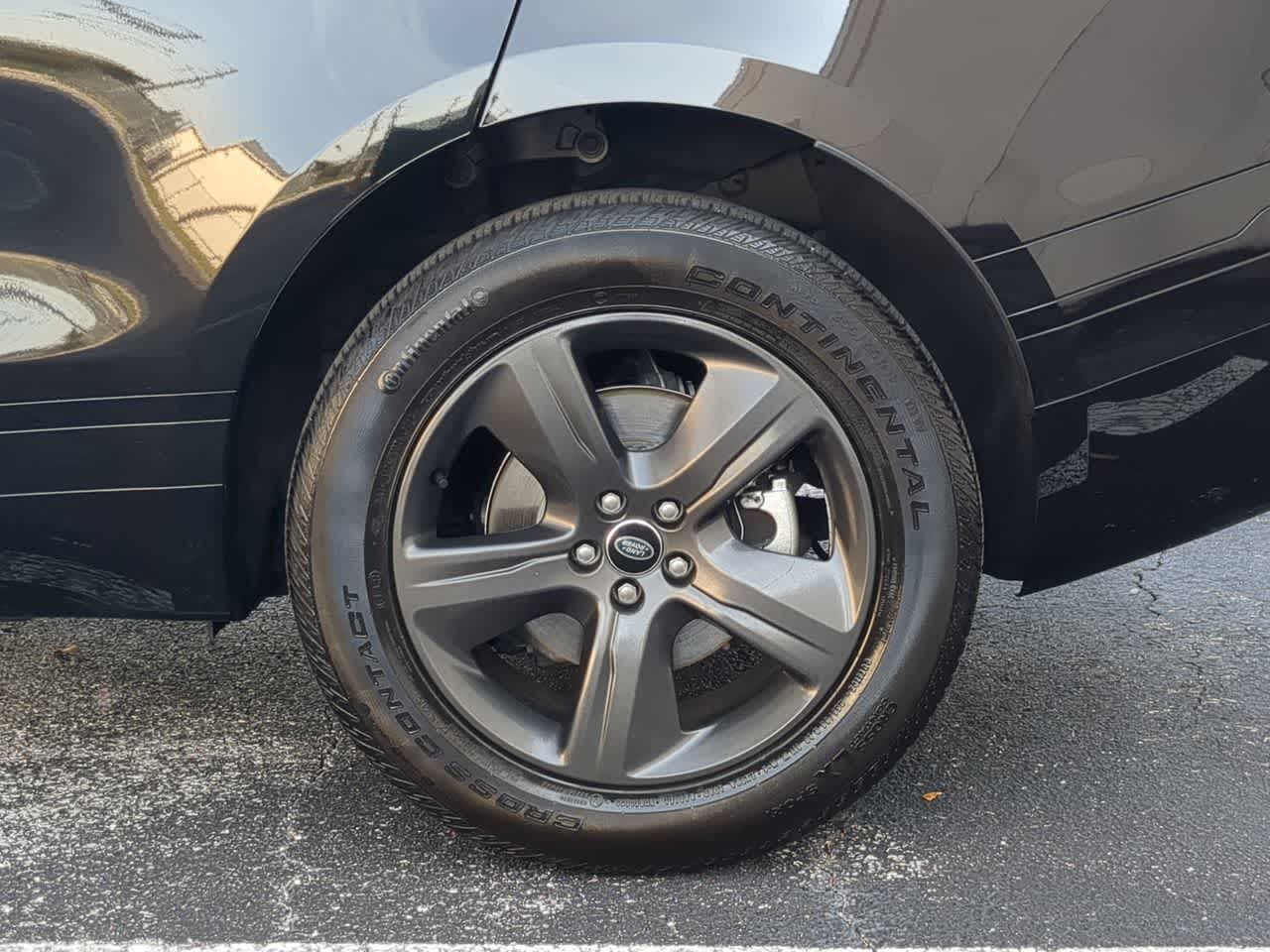 Thumbnail: 2025 Land Rover Range Rover Velar - 14