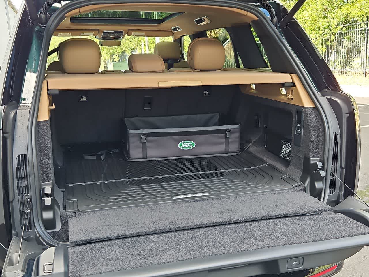 Thumbnail: 2025 Land Rover Range Rover - 37