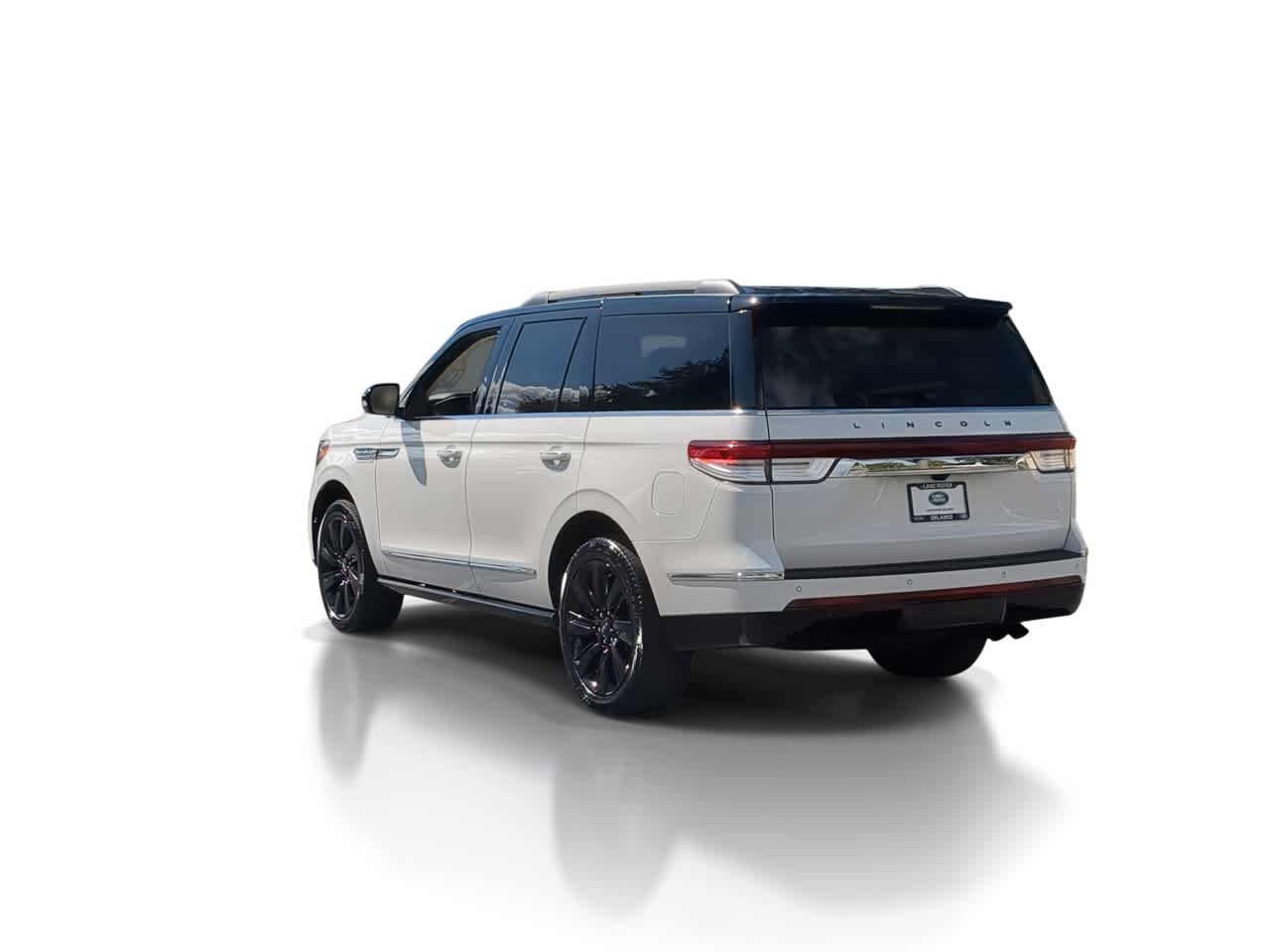 Thumbnail: 2022 Lincoln Navigator - 6
