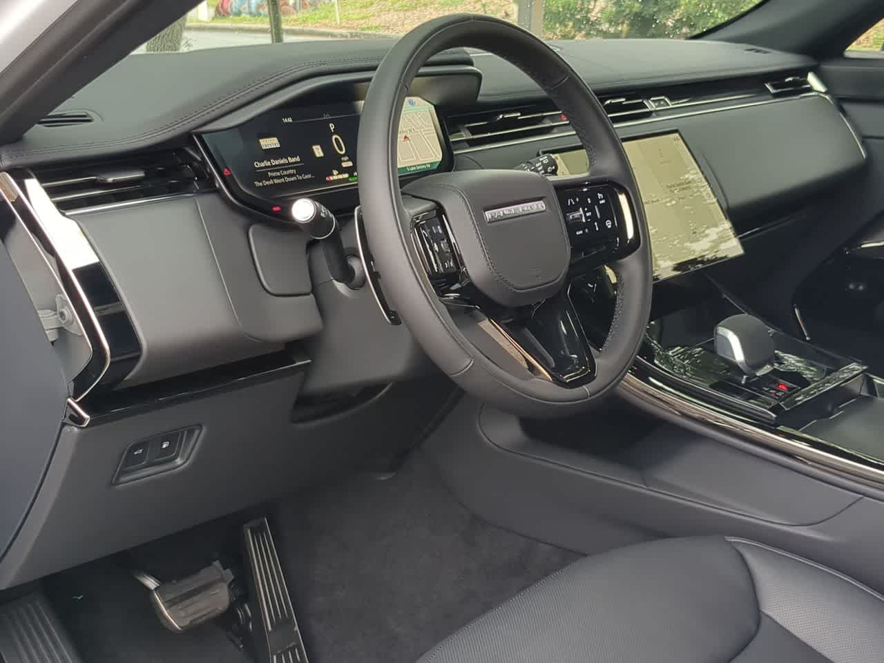 Thumbnail: 2026 Land Rover Range Rover Sport - 10