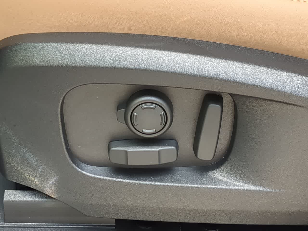 Thumbnail: 2026 Land Rover Defender - 18