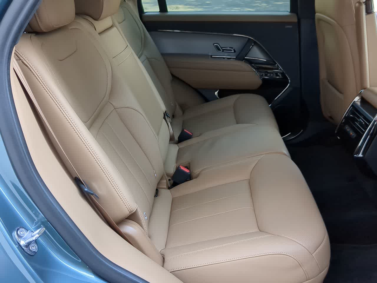 Thumbnail: 2025 Land Rover Range Rover Sport - 20