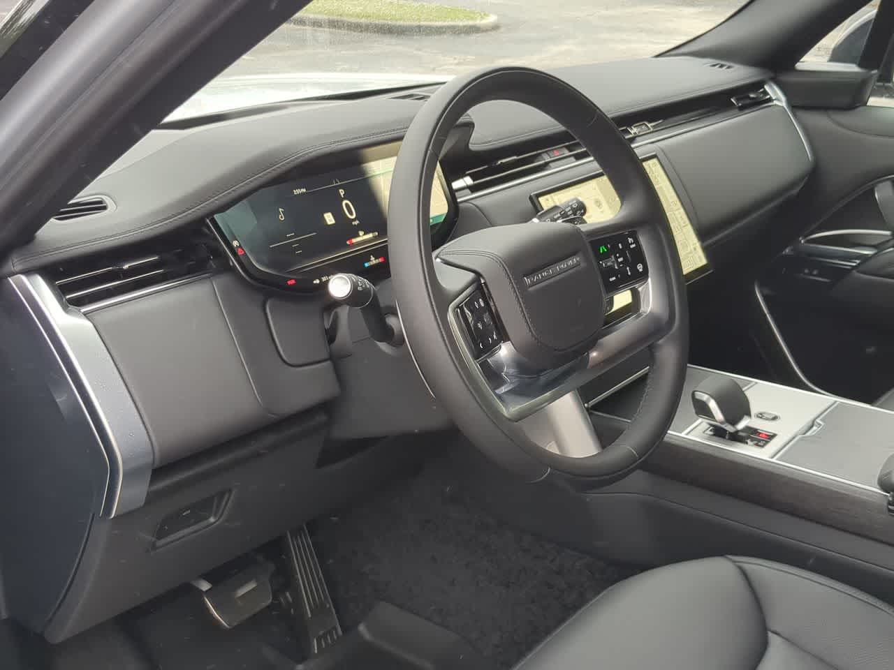 Thumbnail: 2025 Land Rover Range Rover - 10