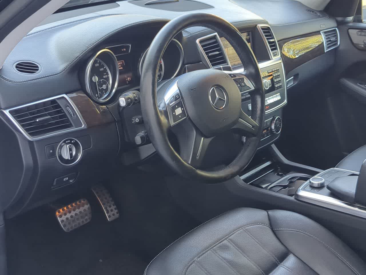 Thumbnail: 2015 Mercedes-Benz GL-Class - 10