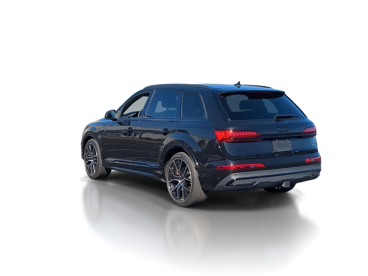 Thumbnail: 2023 Audi Q7 - 6