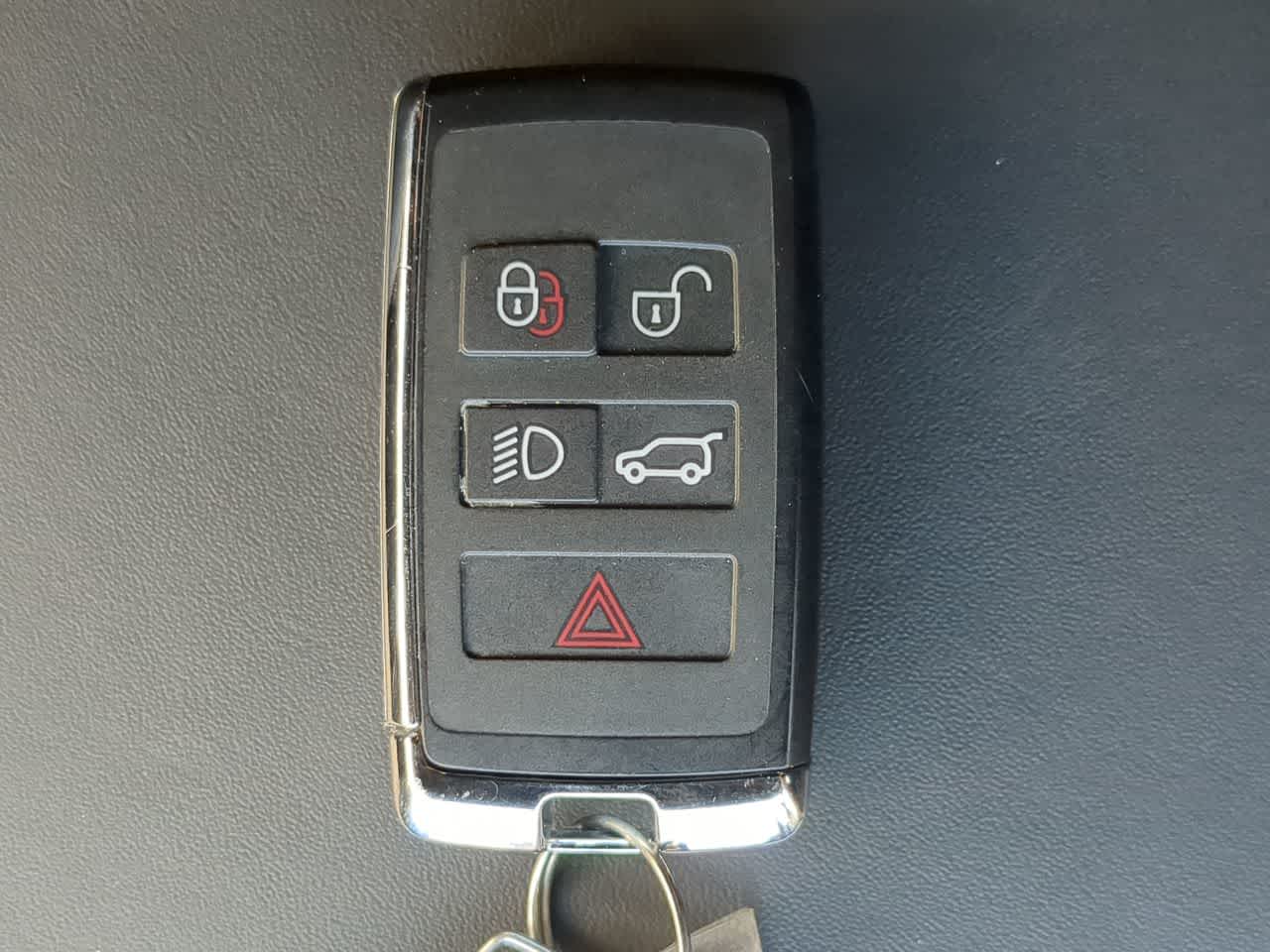 Thumbnail: 2025 Land Rover Defender - 37