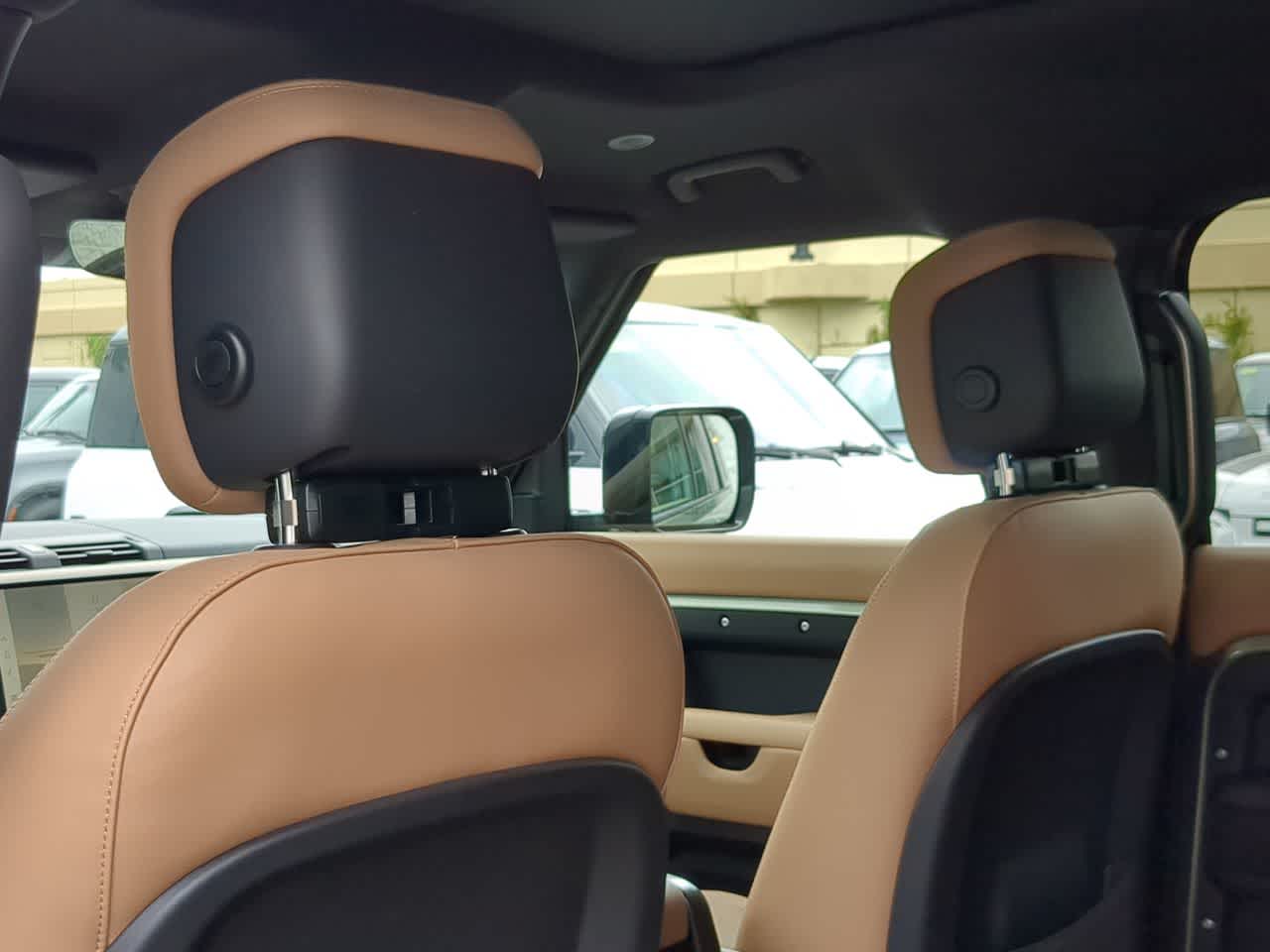 Thumbnail: 2025 Land Rover Defender - 19