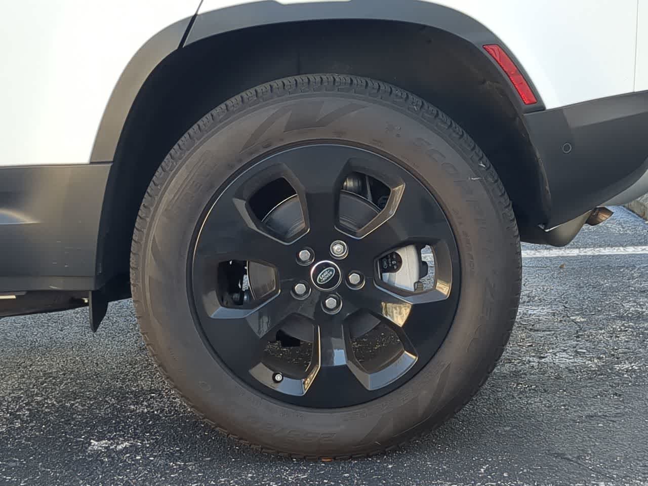 Thumbnail: 2024 Land Rover Defender - 14