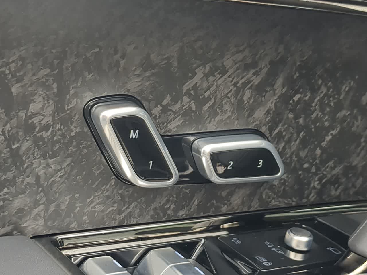 Thumbnail: 2026 Land Rover Range Rover Sport - 17
