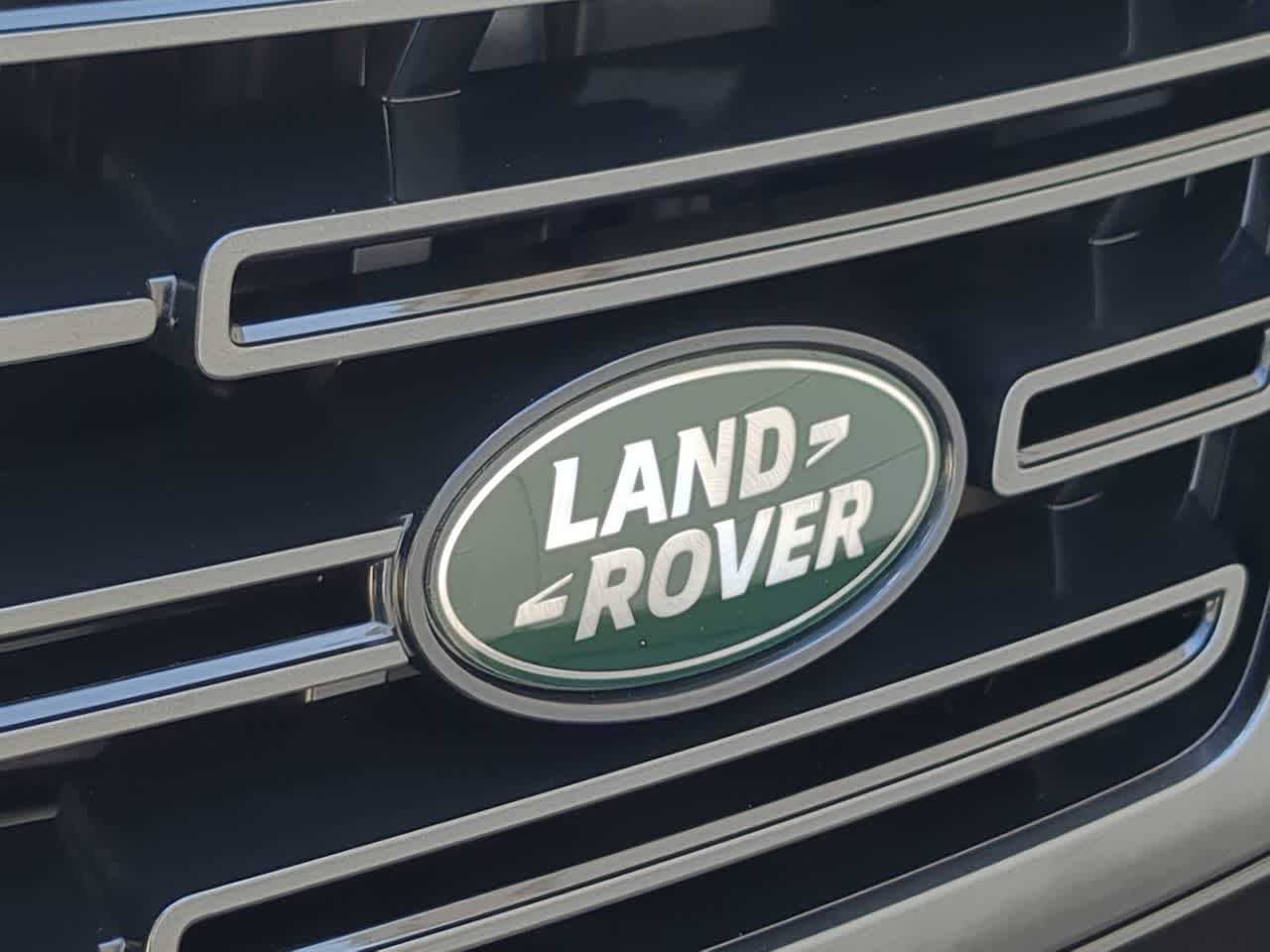 Thumbnail: 2026 Land Rover Range Rover - 12