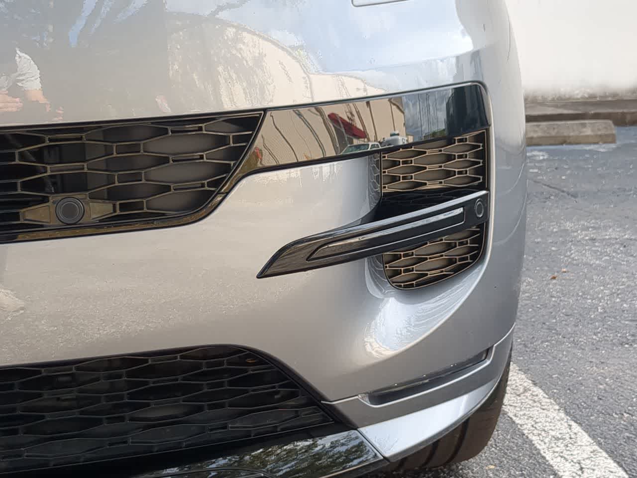 Thumbnail: 2025 Land Rover Range Rover Sport - 11