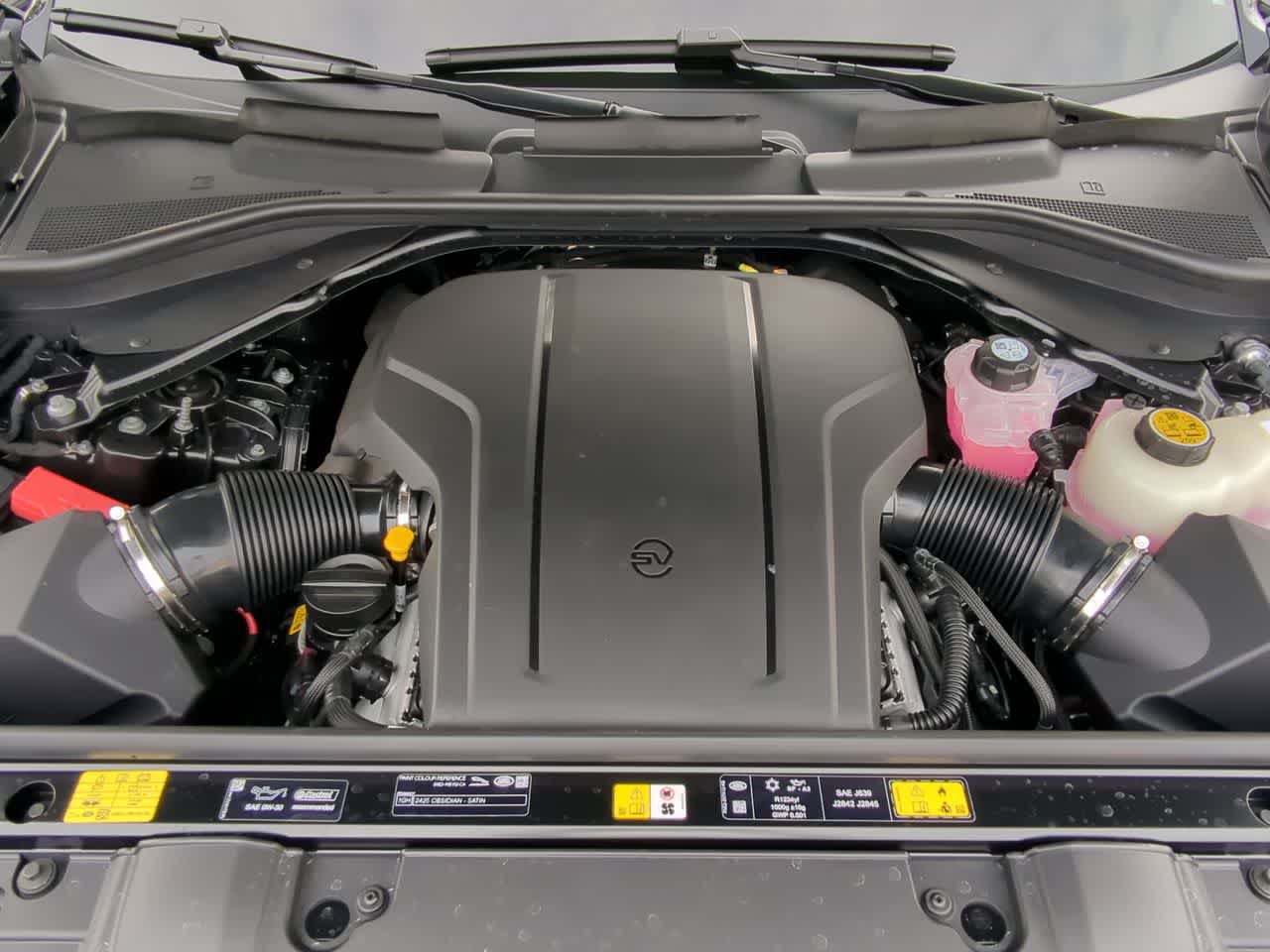 Thumbnail: 2026 Land Rover Range Rover - 15