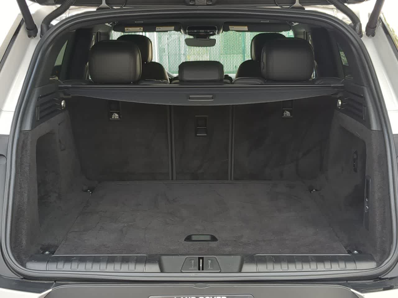 Thumbnail: 2025 Land Rover Range Rover Sport - 36