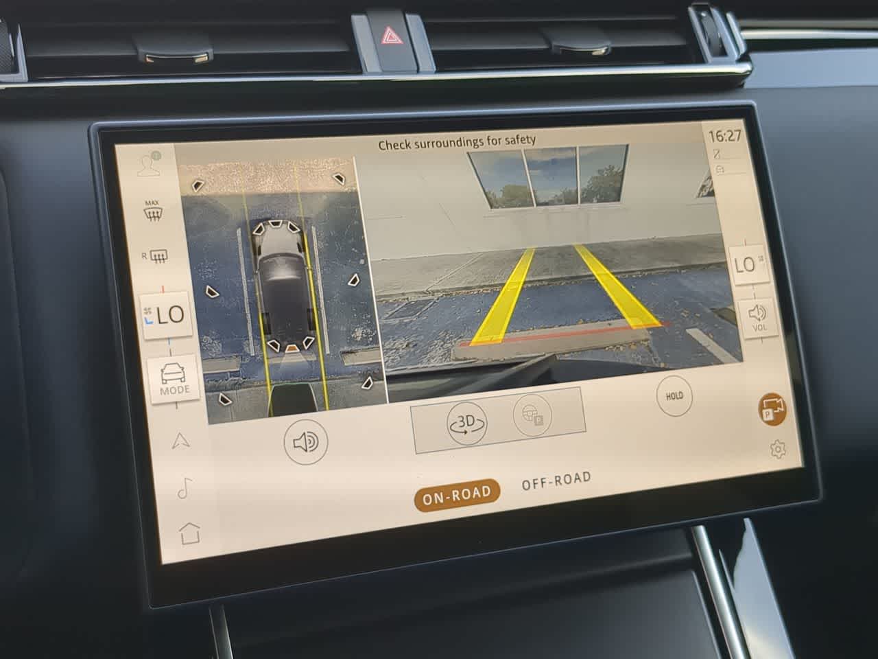 Thumbnail: 2026 Land Rover Range Rover Velar - 32