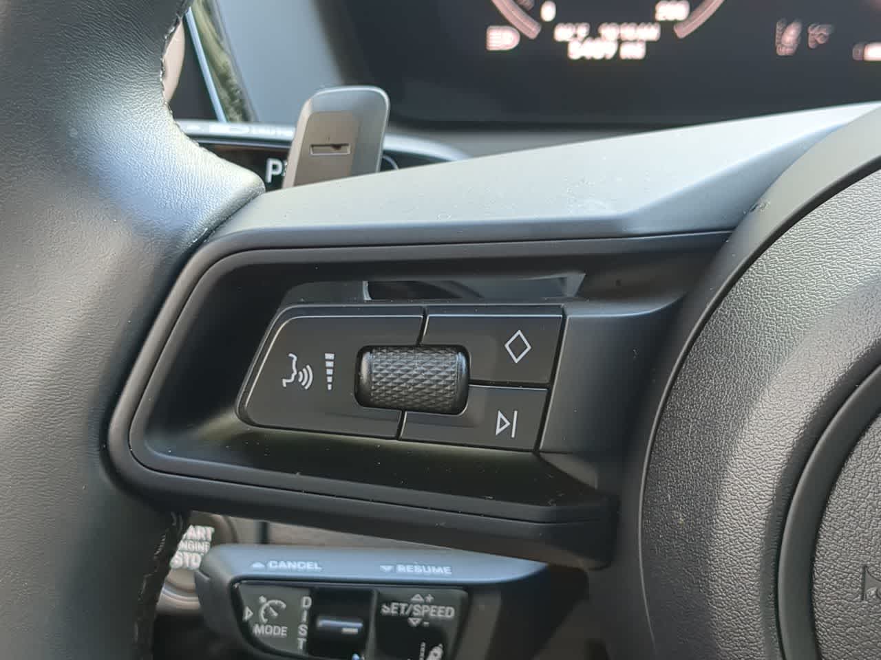 Thumbnail: 2025 Porsche Panamera - 26