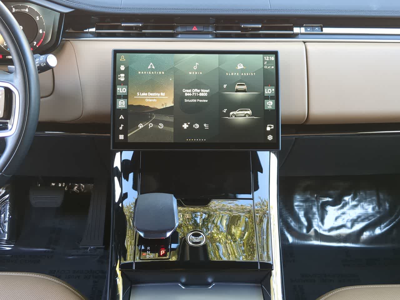 Thumbnail: 2025 Land Rover Range Rover Sport - 30