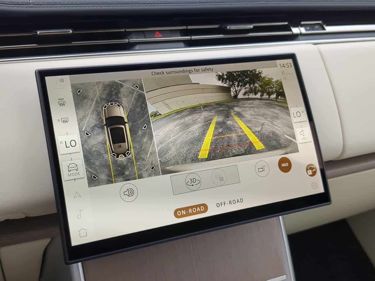 Thumbnail: 2025 Land Rover Range Rover - 32