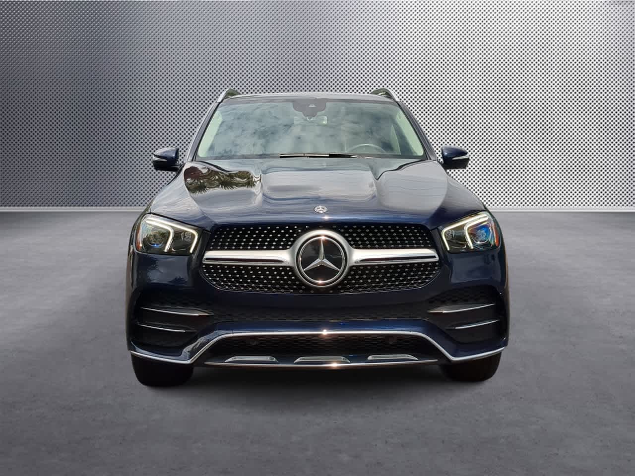 Thumbnail: 2020 Mercedes-Benz GLE - 3