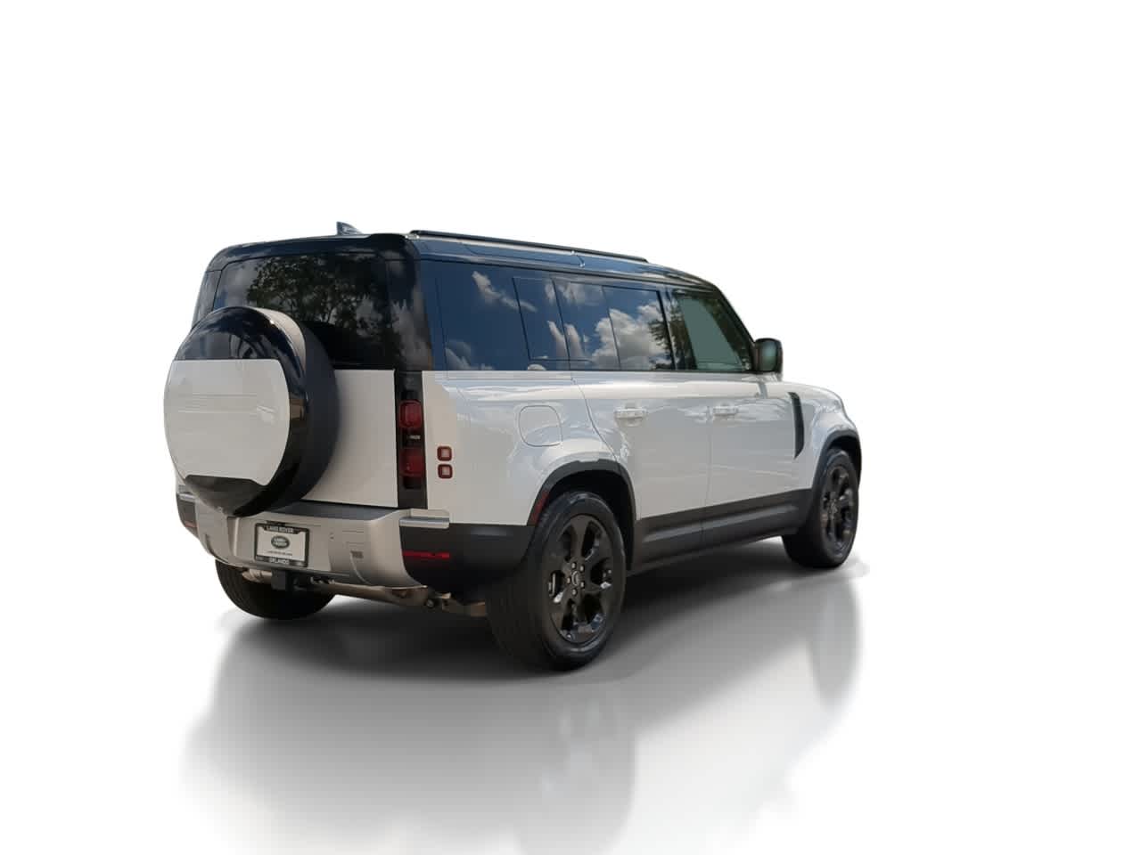 Thumbnail: 2025 Land Rover Defender - 8