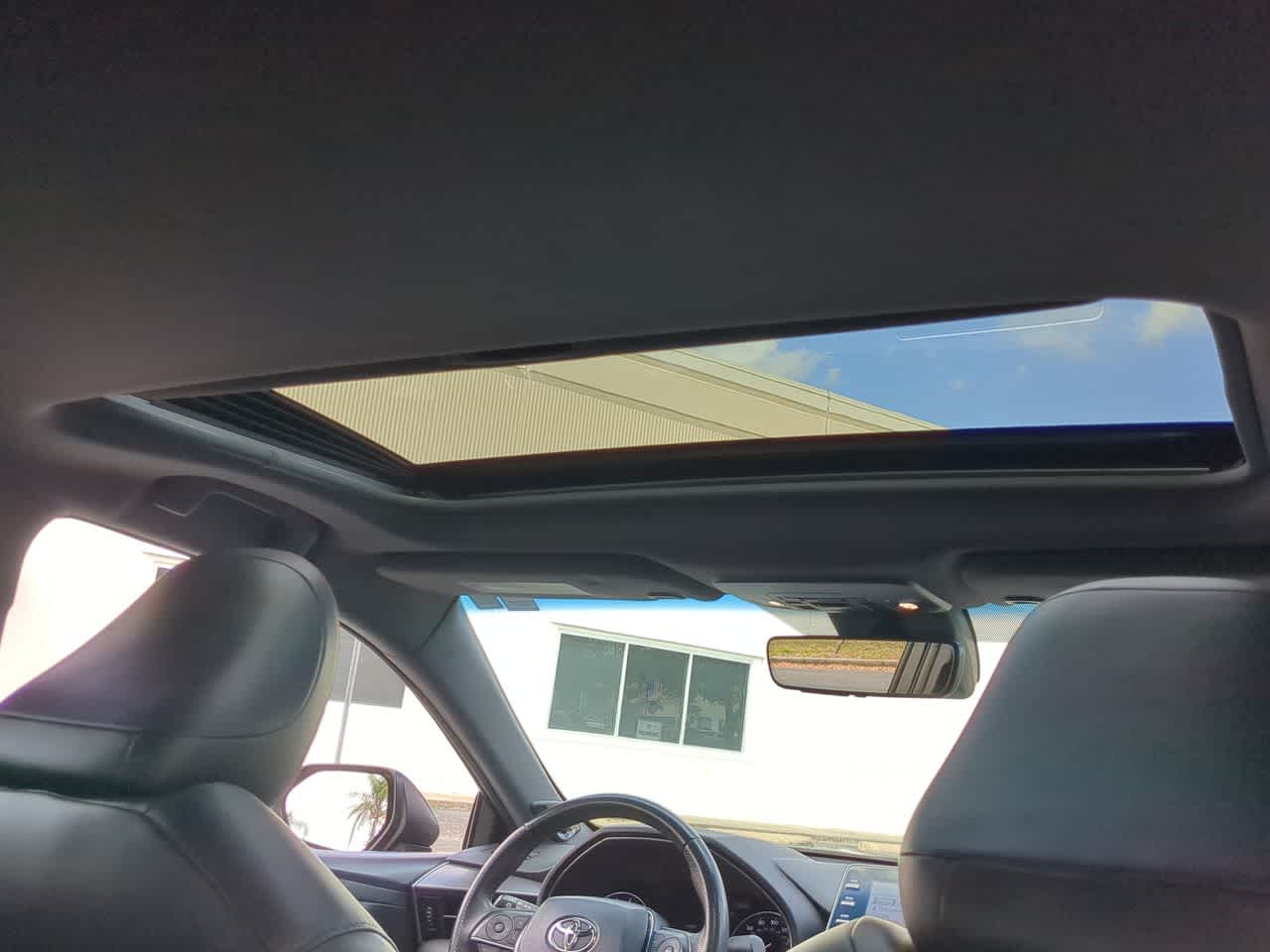 Thumbnail: 2020 Toyota Avalon - 22