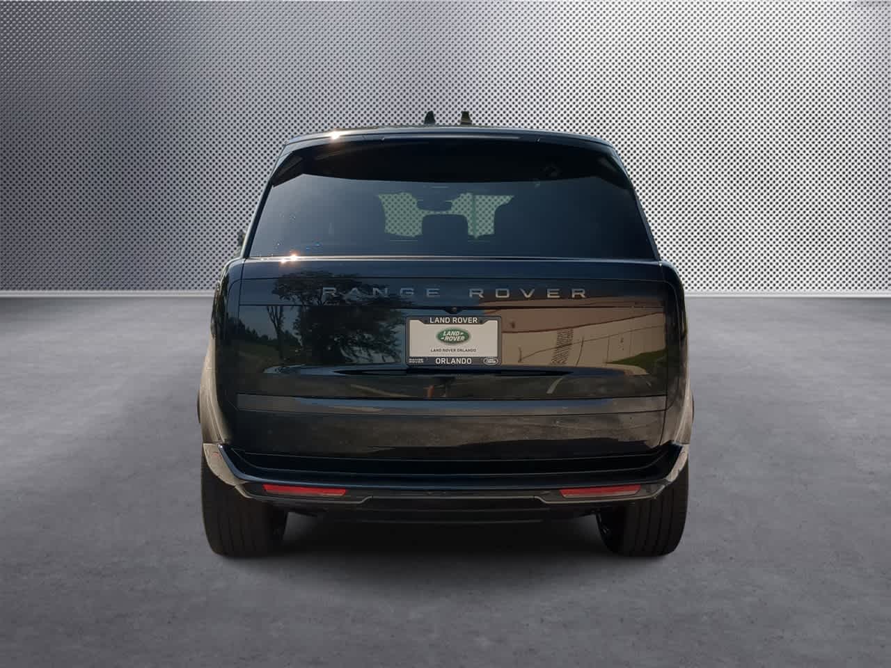 Thumbnail: 2025 Land Rover Range Rover - 7