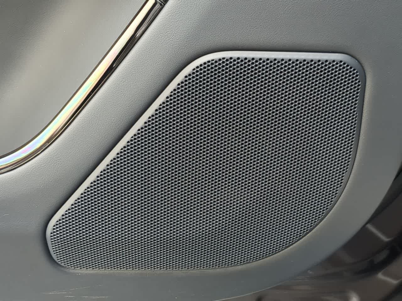 Thumbnail: 2023 Land Rover Range Rover Sport - 32