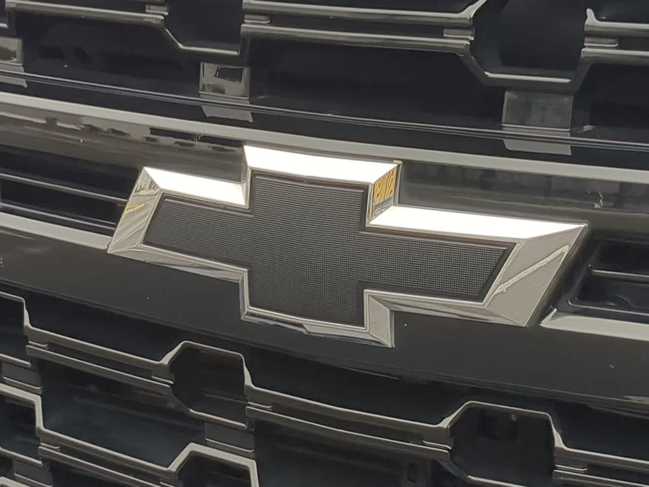 Thumbnail: 2023 Chevrolet Tahoe - 11