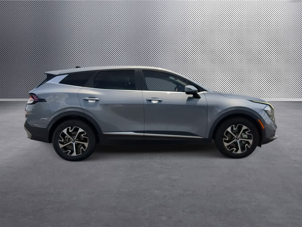 Thumbnail: 2023 Kia Sportage - 9