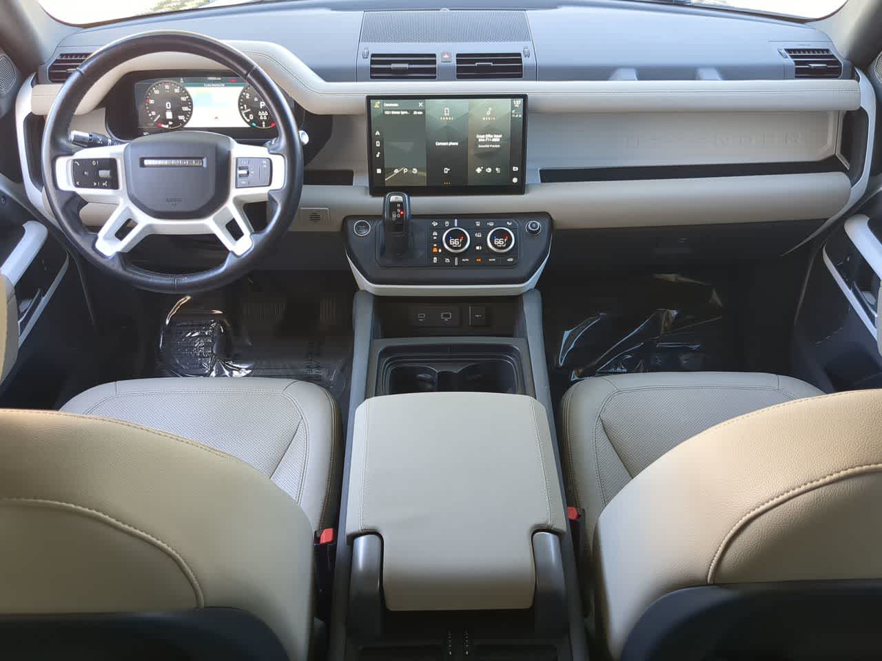 Thumbnail: 2022 Land Rover Defender - 16