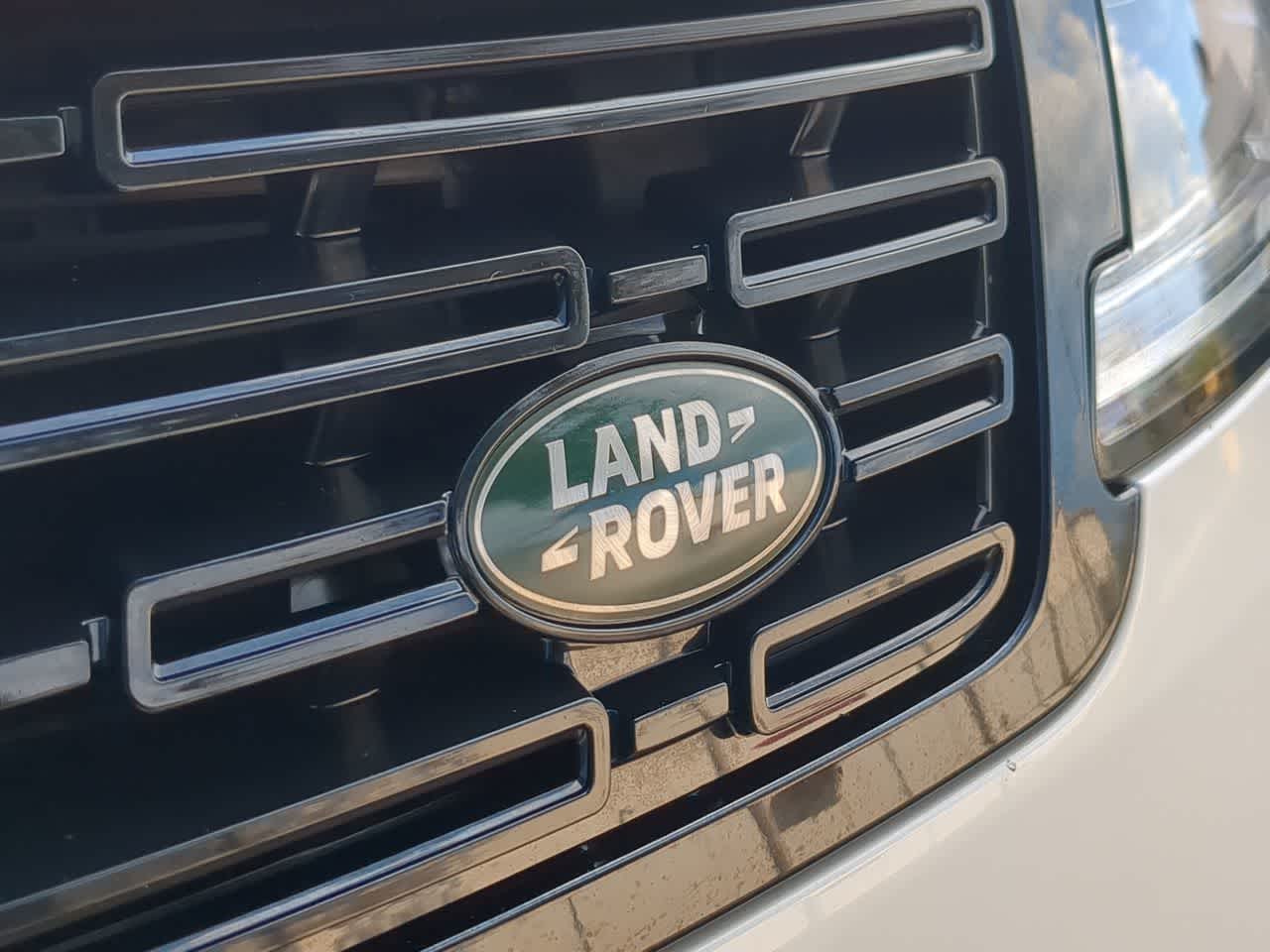Thumbnail: 2025 Land Rover Range Rover Sport - 12