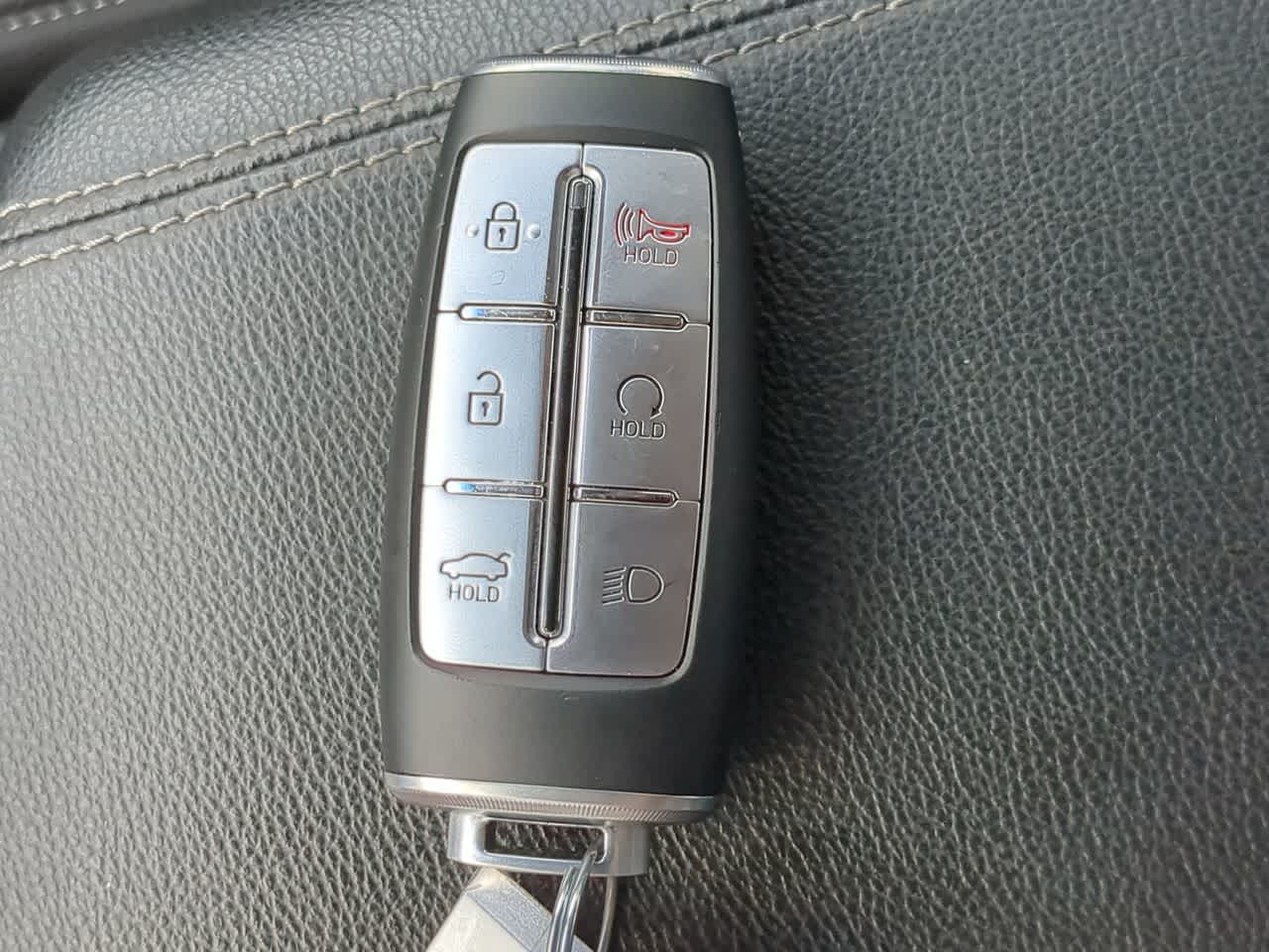 Thumbnail: 2022 Genesis G70 - 35