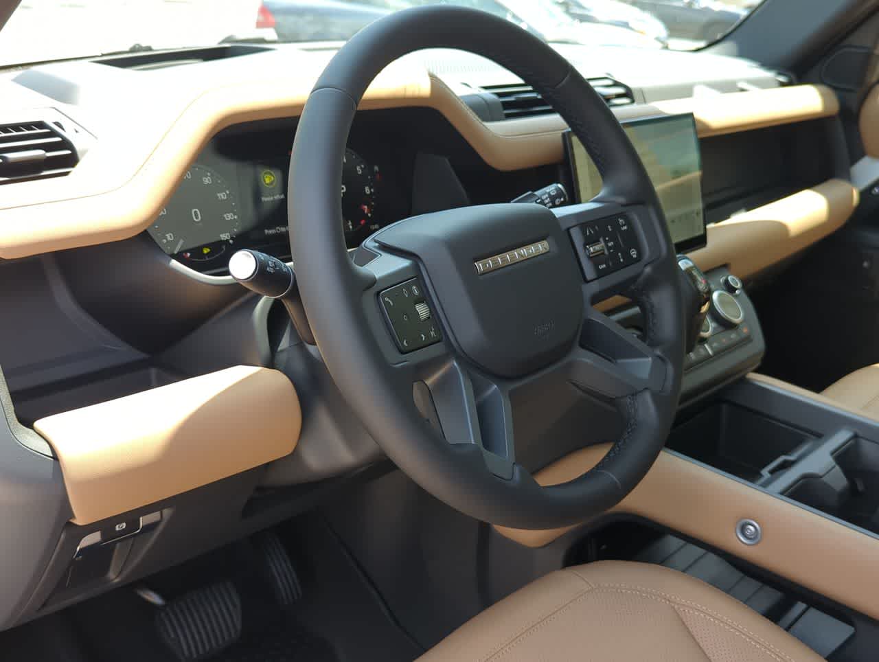 2025 Land Rover Defender 110 10