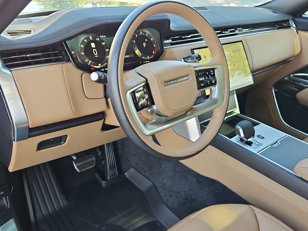 Thumbnail: 2025 Land Rover Range Rover - 10